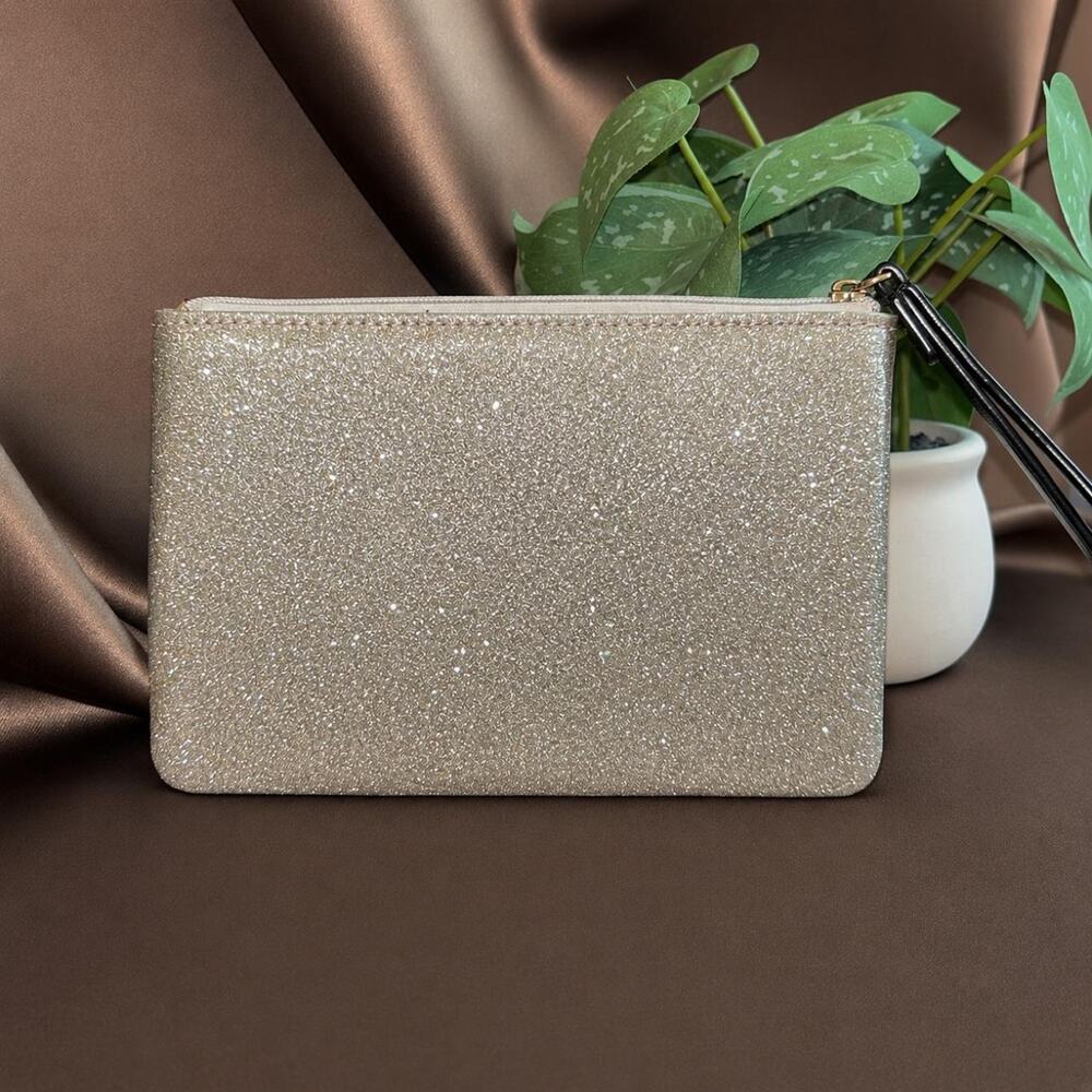 Kate Spade New York silver glitter clutch wristlet excellent condition - Picture 2 of 4